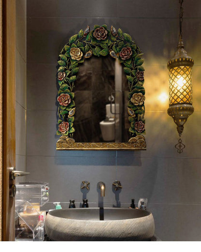 Finola Mirror