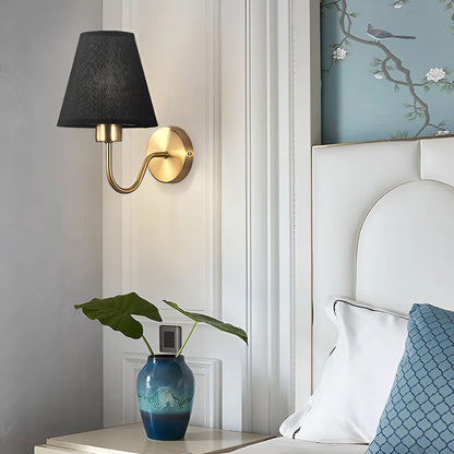Liam Lamp
